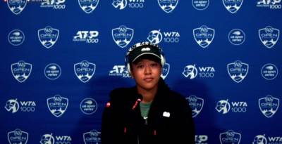  naomi osaka se rasplakala na kofnerenciji za medije 