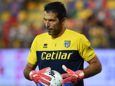  bufon parma kamen papir makaze  