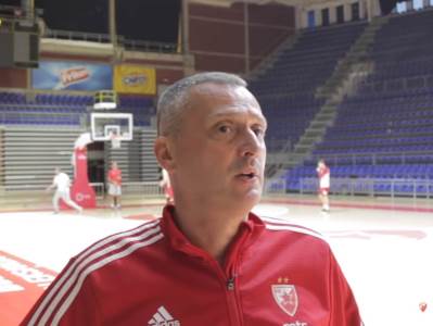  crvena zvezda u potrazi za centrom 