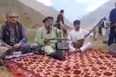  Talibani zabranili muziku, pa ubili narodnog pjevača za primjer 