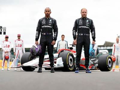  valteri botas napušta mercedes 