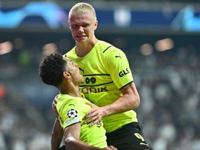  borusija dortmund puma dresovi nema grba navijači bijesni  