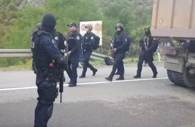  Oklopna vozila ROSU krenula na KiM 