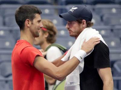  endi marej novak đoković je osvojio sve grend slemove, samo ne u jednoj sezoni 