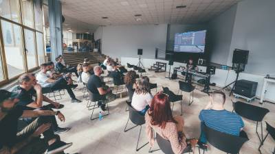  Dom omladine program tokom proljeća 