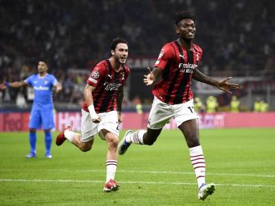  Leao mora da plati 17 miliona evra odštete Sportingu 