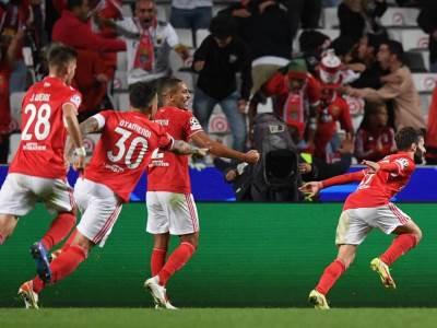  Barselona na koljenima, Juventusu derbi! Iznenađenja u Ligi šampiona - Benfika pregazila Katalonce, Čelsi pao u Torinu 