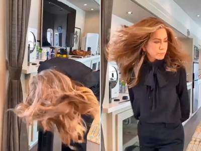  Dženifer Aniston frizura 