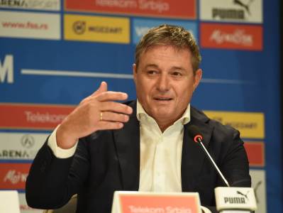  Dragan-Stojkovic-Piksi-konferencija-pred-Luksemburg 