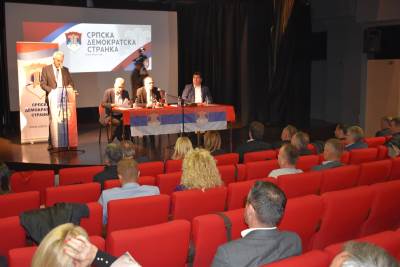  Zasjeda Glavni odbor SDS-a: Na dnevnom redu izbori u Prijedoru, nametnute odluke Valentina Incka... 