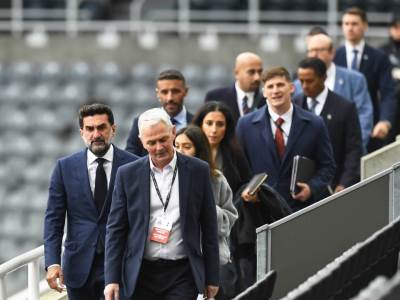  Premier liga Engleske zabranila sponzorske ugovore između vlasnika i klubova 