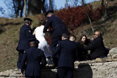  prekinuto paljenje olimpijske baklje za zoi 2022 