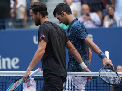  portugalski teniser napao đokovića  