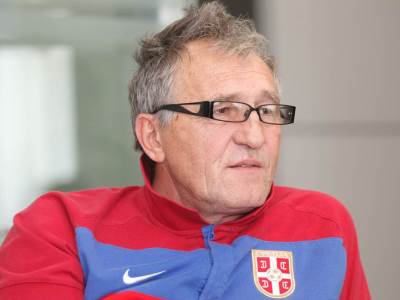  Legenda srpskog fudbala u bolnici: Čuveni golman kritično zbog korone! 