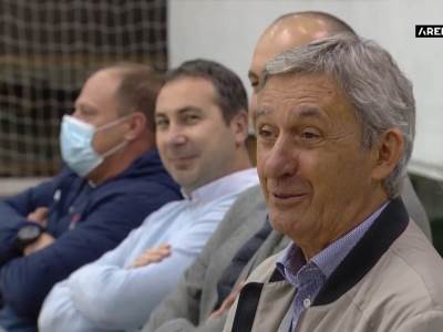  svetislav pešić se oporavio, gleda utakmice 