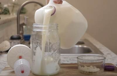  Kefir ima više probiotika od jogurta 