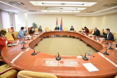  Odbor za ustavna pitanja: Zakon o ćirilici nije povrijedio vitalni nacionalni interes Bošnjaka i Hrvata 