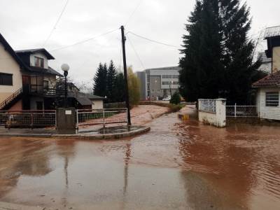  Zbog poplava opština Pale proglasila vanrednu situaciju 
