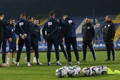  reprezentacija bih odradila trening na grbavici uoči utakmice sa finskom 