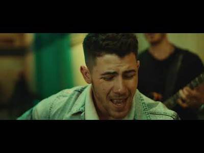  Hit dana: Marshmello x Jonas Brothers - Leave Before You Love Me 