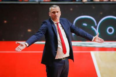  TEŽAK PORAZ ZVEZDE U PIONIRU, UNIKS DOBIO 20 RAZLIKE! Gosti sipali iz svih pozicija, presudilo čak 15 TROJKI! 