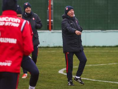  Dejan-Stankovic-vratio-Pizona-u-Crvenu-zvezdu 