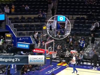  stef kari pogađa i sa tribina  