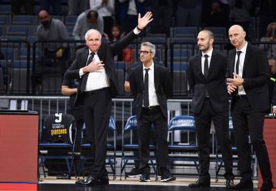  Navijači jurili Obradovića 