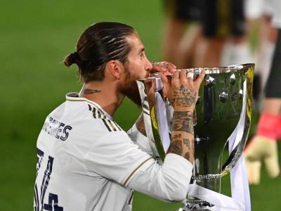  sergio ramos sa psž-om igra protiv real madrida u ligi šampiona 