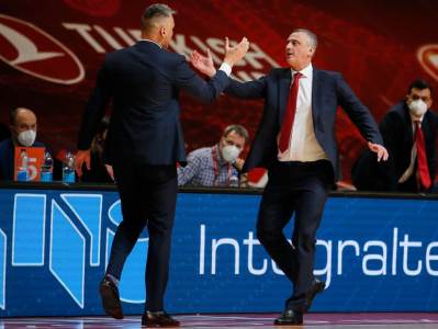  Barselona-pobedila-Zvezdu-Radonjic-Mirotic-i-Jasikevicijus-izjave 