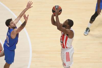  crvena zvezda barselona ostin holins novak đoković 