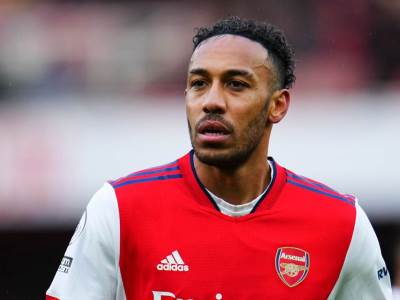  Barselona i Juventus zainteresovani za Obamejanga 