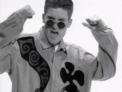  Prije 30 godina pjevao "Informer", danas ga ne biste prepoznali: Pogledajte kako izgleda reper koji je zaludio svijet! 