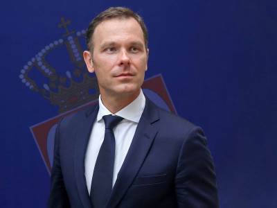  Poništen Doktorat Siniše Malog: Senat Univerziteta u Beogradu donio jednoglasnu odluku 