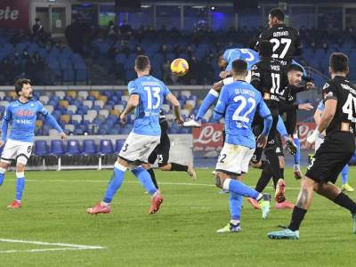  napoli specija serija a autogol žuan žezus 