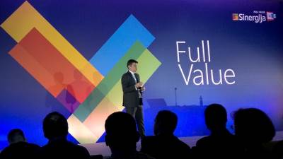  Novi Microsoft: Prvo mobilnost i prvo oblak! 