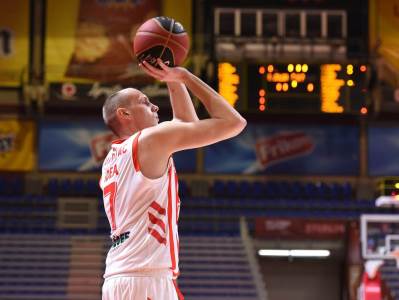  crvena zvezda pobijedila mornar 81:74 u aba ligi 