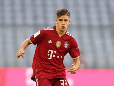  Nemanja Motika na meti Zvezde 
