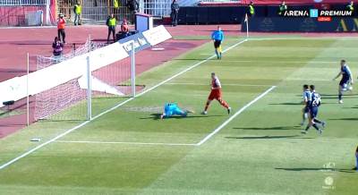  Milan-Borjan-odbranio-penal-na-Zvezda-Proleter 