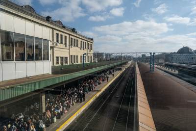  Iz Ukrajine otišlo više od 50 hiljada ljudi za dva dana 