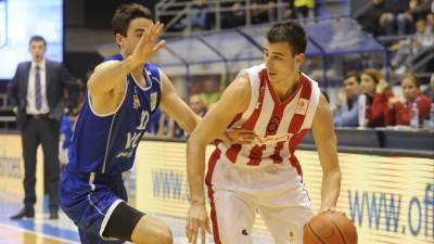  Dangubić: Pobeđujemo, ali nije lako 
