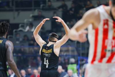  Željkov Partizan prvi put dobio Zvezdu! Aleksa Avramović kao u transu - "zapalio" se, ubacio 31 za poluvrijeme 