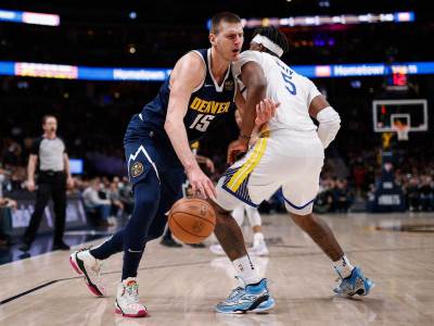  Jokić odličan u porazu Denvera od Golden Stejta 