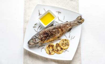 grilled-trout-with-lemon-and-rosemary-2021-08-26-17-15-08-utc.jpg grilled-trout-with-lemon-and-rosemary-2021-08-26-17-15-08-utc.jpg