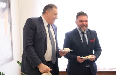  Dodik iznenadio košarca za rođendan 