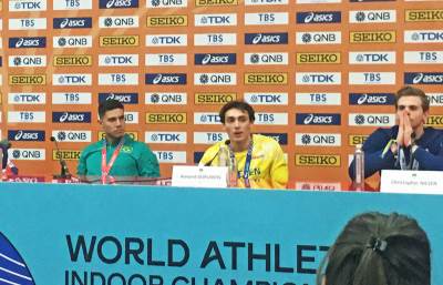  Armand Duplantis nakon obaranja svjetskog rekorda 