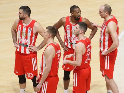  lazić i holins ne igraju za zvezdu protiv albe  