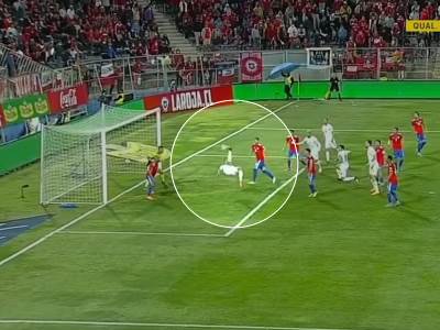  Spektakularan pogodak Luisa Suareza protiv Čilea 