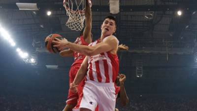  Luka Mitrović: Čvrsto na zemlji 