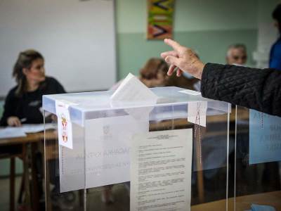  Šamarali se na biračkom mjestu u Novom Pazaru 